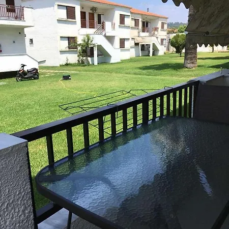 Vila Eleni Fourka Halkidiki 4 *